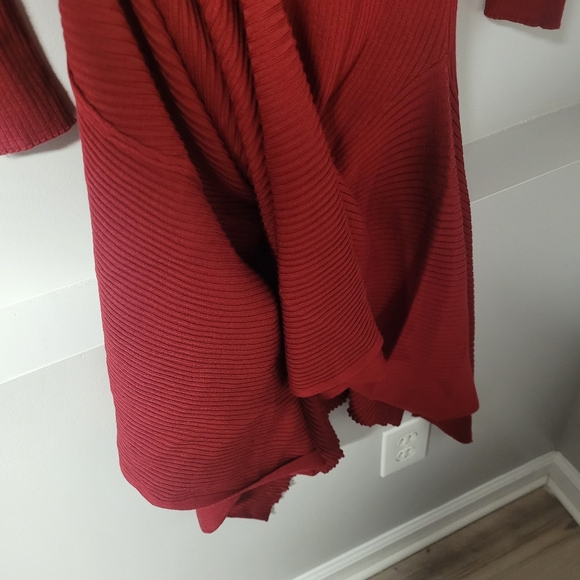 Asymmetric Ribbed Midi Dress In Burgundy 1X - Picture 8 of 8